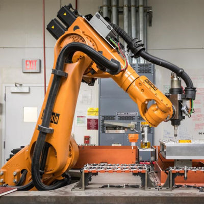 6 scelta robot industriale e posto del Kr 500 del braccio di asse R2830 per il trattamento del robot