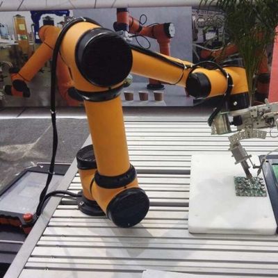 Braccio robot di asse del robot AUBO i3 6 di AUBO per il robot di collaborazione del posto e della scelta