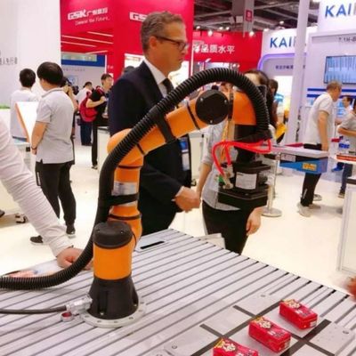Braccio di collaborazione del robot di asse di AUBO i5 6 per la vite di chiusura come Cobot