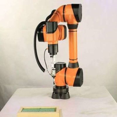 Selezionare e posizionare il robot AUBO I10 Cobot Braccio robotico 6 Asse per la gestione come robot collaborativo