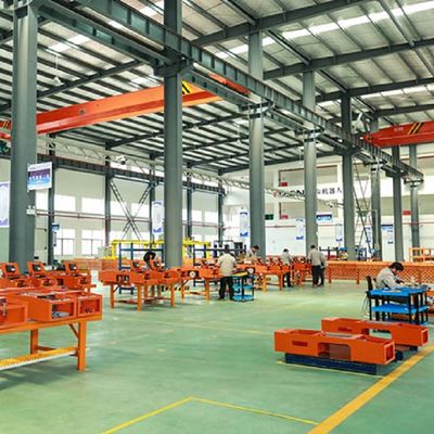 Robot industriale di 6 Aixs con il Doppio modo AGV-QRS1000 di altezza ridotta come robot del AGV utilizzato con il robot per saldatura