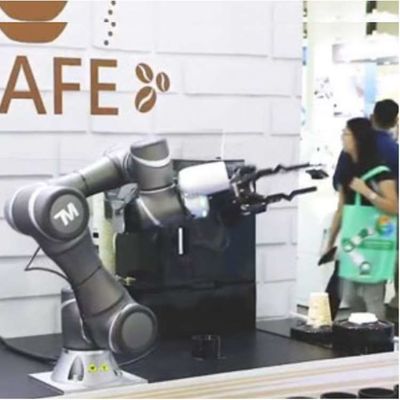 Il robot di collaborazione TM5-700 seleziona e dispone l'asse del braccio 6 del robot come Cobot