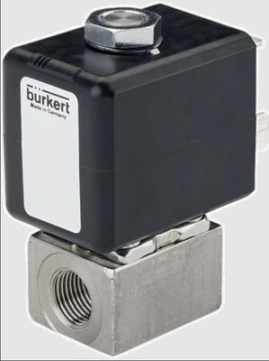 Il tipo 7011 di Burkert come valvola ad azione diretta del tuffatore 22-Way con IP65 ha usato come elettrovalvola per le parti della valvola