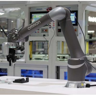 Asse di collaborazione TM14 del robot 6 per lo scarico di carico come robot del posto e della scelta