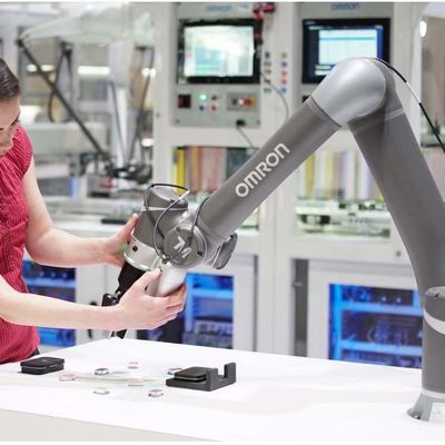 Asse di collaborazione TM14 del robot 6 per lo scarico di carico come robot del posto e della scelta