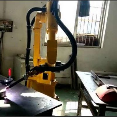 Un braccio robot di 6 assi che dipinge TKB4600-12KG-1435mm per la verniciatura come robot di pittura