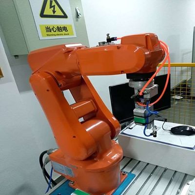 Piccolo robot industriale IRB 120 con 6 assi braccio robotico industriale per il robot di assemblaggio Cnc
