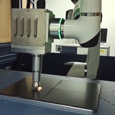 Scelta del carico utile 3kg del braccio del robot del caffè di asse del braccio 6 del robot del cobot della Cina della serie di HAN e macchina scherzose del posto