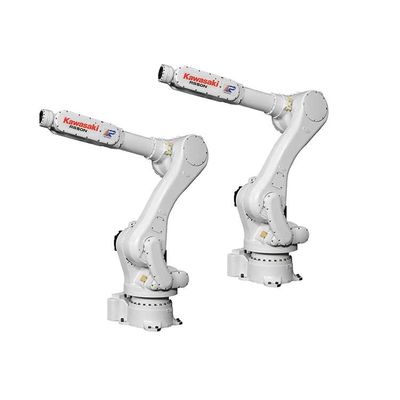 Braccio robotico industriale 6 assi Kawasaki RS050N con rotaia guida CNGBS per robot di movimentazione pallet