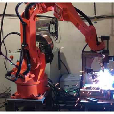 Robot robot di saldatura di asse QJR6-3 Cina del braccio 6 con il robot per saldatura dei saldatori di MIG