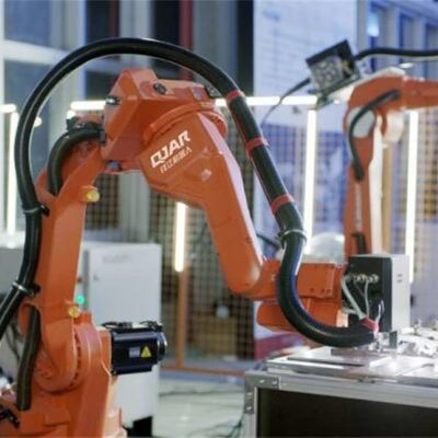 6 robotica robot industriale Cina del braccio QJR20-1600 di asse come robot di spruzzatura