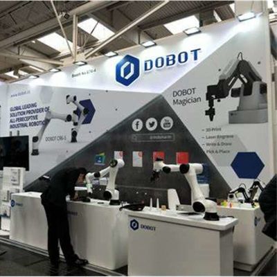 Braccio robotico 6 assi CR5 Cobot Robot 5 kg carico utile per carico e scarico automatizzato come Cobot