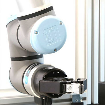 Braccio Cobot UR10e del robot per saldatura con il braccio robot universale dei cannelli per saldare per la saldatrice di 6 assi