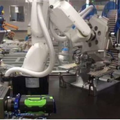 Piccolo braccio robotico universale a 6 assi Cina ER6-730-MI con pacchetto di abbigliamento CNGBS come robot di gestione