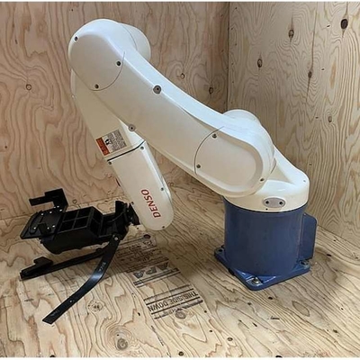 Piccolo industriale robot del robot del braccio di asse VS-6556/6577 del braccio 6 come robot per montaggio