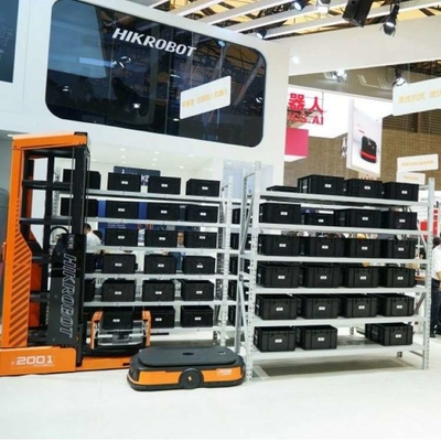 AGV Robot Q3-600C Cargo utile 600kg con CNGBS Cobot Robot Arm For Automation Project Come AGV